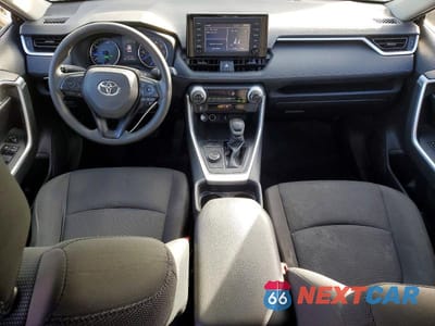 Zdjęcie 8 z 12 samochodu: 2019 TOYOTA RAV4 HYBRID LE VIN:JTMMWRFV3KJ004726 - miniatura