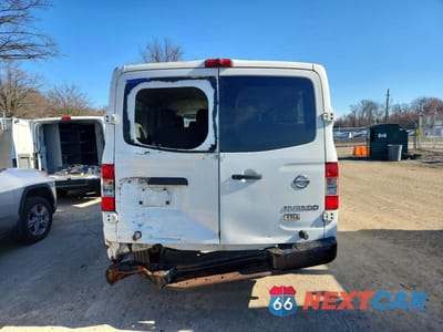 Zdjęcie 6 z 12 samochodu: 2013 NISSAN NV 3500 HD S VIN:5BZBF0AA2DN202118 - miniatura