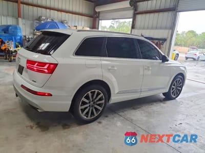 Trzecie zdjęcie samochodu z tyłu: 2018 AUDI Q7 PREMIUM PLUS VIN:WA1LHAF78JD028715 - miniatura