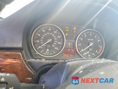 Zdjęcie 9 z 12 samochodu: 2011 BMW 335 I VIN:WBADX7C56BE742869 - miniatura