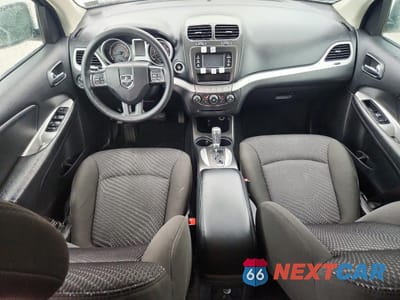 Zdjęcie 8 z 13 samochodu: 2019 DODGE JOURNEY SE VIN:3C4PDCBB0KT758378 - miniatura