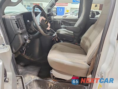 Zdjęcie 7 z 14 samochodu: 2019 CHEVROLET EXPRESS G3500 LT VIN:1GAZGPFG6K1344194 - miniatura