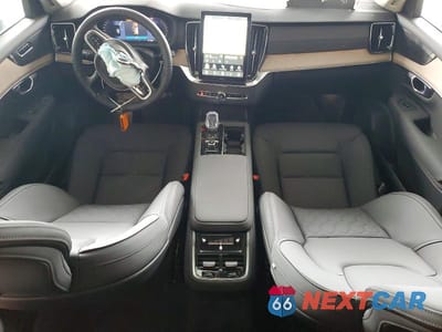 Zdjęcie 8 z 14 samochodu: 2026 VOLVO XC90 PLUS VIN:YV4062PE9T1480546 - miniatura
