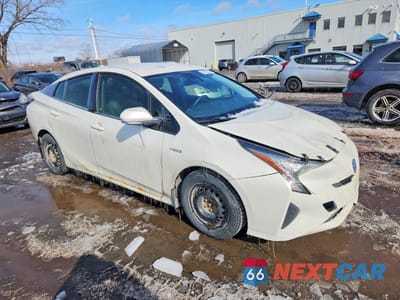 Czwarte zdjęcie samochodu z boku: 2016 TOYOTA PRIUS VIN:JTDKBRFU0G3017147 - miniatura