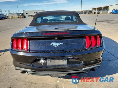 Zdjęcie 6 z 12 samochodu: 2021 FORD MUSTANG VIN:1FATP8UH9M5115833 - miniatura