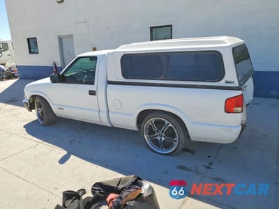 Drugie zdjęcie samochodu z przodu: 2002 CHEVROLET S TRUCK S10 VIN:1GCCS14W428207314 - miniatura