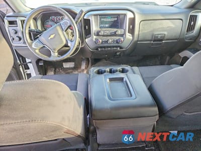 Zdjęcie 8 z 11 samochodu: 2017 CHEVROLET SILVERADO K1500 LT VIN:1GCVKREC7HZ379609 - miniatura