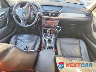 Zdjęcie 8 z 12 samochodu: 2013 BMW X1 XDRIVE28I VIN:WBAVL1C5XDVR82426 - miniatura