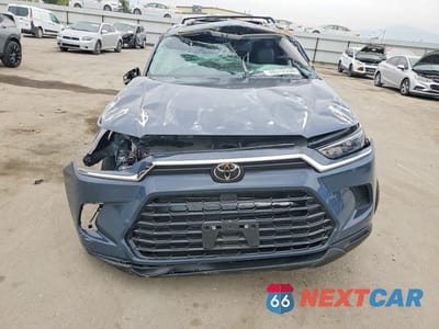 Piąte zdjęcie samochodu w środku: 2025 TOYOTA GRAND HIGHLANDER XLE VIN:5TDAAAB59SS097361 - miniatura