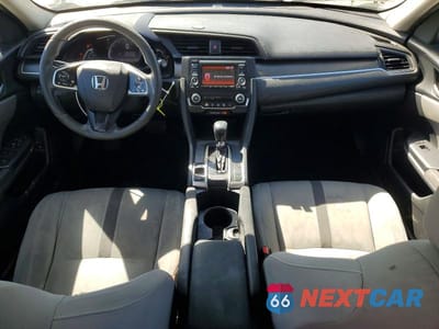 Zdjęcie 8 z 12 samochodu: 2019 HONDA CIVIC LX VIN:19XFC2F65KE208412 - miniatura