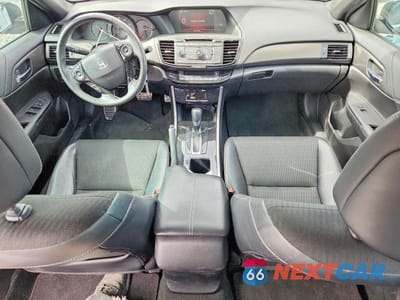 Zdjęcie 8 z 12 samochodu: 2016 HONDA ACCORD SPORT VIN:1HGCR2F55GA071430 - miniatura