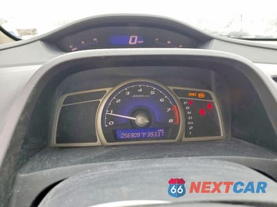 Zdjęcie 9 z 11 samochodu: 2010 HONDA CIVIC GX VIN:19XFA4F5XAE000274 - miniatura