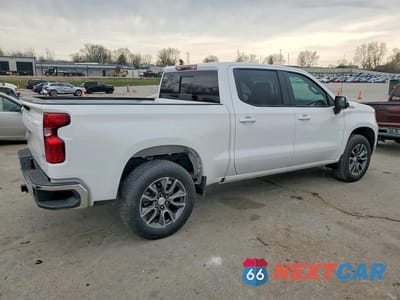 Trzecie zdjęcie samochodu z tyłu: 2025 CHEVROLET SILVERADO K1500 LT VIN:2GCUKDED5S1126151 - miniatura