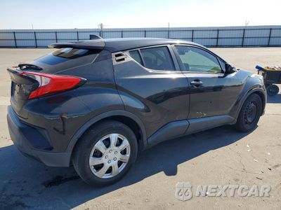 Trzecie zdjęcie samochodu z tyłu: 2019 TOYOTA C-HR LE VIN:JTNKHMBX8K1016166 - miniatura