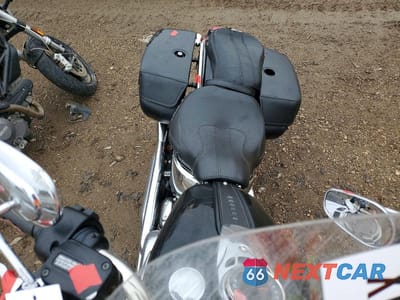 Piąte zdjęcie samochodu w środku: 2021 HARLEY-DAVIDSON FLHC VIN:1HD1YAJ19MB031072 - miniatura