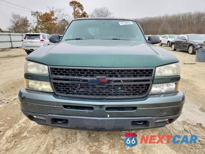 Piąte zdjęcie samochodu w środku: 2006 CHEVROLET SILVERADO K1500 VIN:2GCEK13T761177928 - miniatura