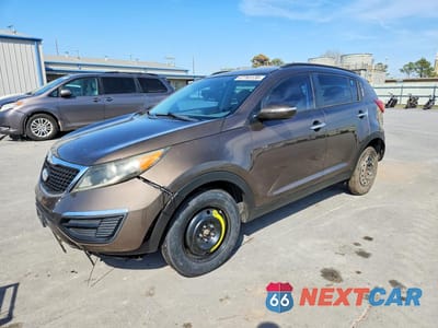 2014 KIA SPORTAGE LX KNDPB3AC2E7574746 - główne zdjęcie licytacji z USA - miniatura