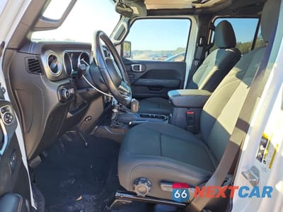 Zdjęcie 7 z 13 samochodu: 2020 JEEP WRANGLER UNLIMITED SAHARA VIN:1C4HJXEN9LW195711 - miniatura