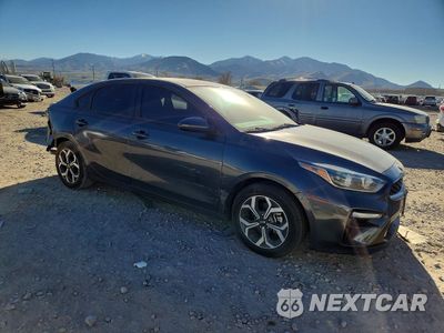 Czwarte zdjęcie samochodu z boku: 2021 KIA FORTE LXS VIN:3KPF24AD4ME298210 - miniatura