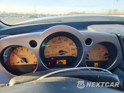 Zdjęcie 17 z 24 samochodu: 2005 NISSAN MURANO S VIN:JN8AZ08W35W436949 - miniatura