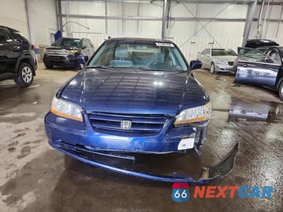 Piąte zdjęcie samochodu w środku: 2002 HONDA ACCORD LX VIN:3HGCG66592G705460 - miniatura
