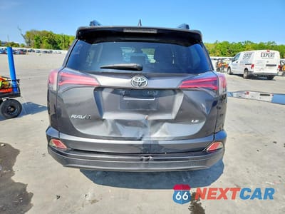 Zdjęcie 6 z 11 samochodu: 2018 TOYOTA RAV4 LE VIN:JTMZFREV5JJ725703 - miniatura