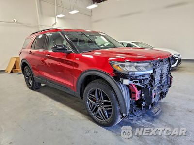 Czwarte zdjęcie samochodu z boku: 2025 FORD EXPLORER ST-LINE VIN:1FMUK8KH6SGB65344 - miniatura