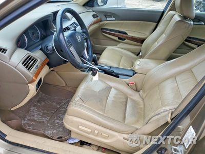 Zdjęcie 7 z 12 samochodu: 2010 HONDA ACCORD EXL VIN:1HGCP2F86AA077793 - miniatura