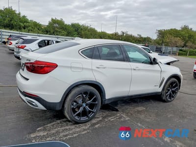 Trzecie zdjęcie samochodu z tyłu: 2018 BMW X6 XDRIVE35I VIN:5UXKU2C58J0X49628 - miniatura