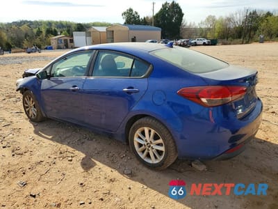 Drugie zdjęcie samochodu z przodu: 2017 KIA FORTE LX VIN:3KPFL4A75HE124319 - miniatura