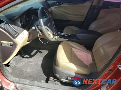 Zdjęcie 7 z 12 samochodu: 2013 HYUNDAI SONATA LIMITED 2.0T VIN:5NPEC4AB6DH716902 - miniatura