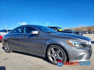 Czwarte zdjęcie samochodu z boku: 2014 MERCEDES-BENZ CLA 250 VIN:WDDSJ4EB8EN037658 - miniatura