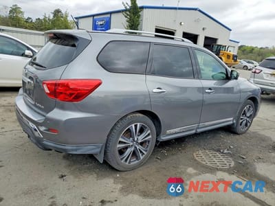 Trzecie zdjęcie samochodu z tyłu: 2018 NISSAN PATHFINDER PLATINUM VIN:5N1DR2MN7JC621885 - miniatura