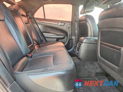 Zdjęcie 10 z 12 samochodu: 2014 CHRYSLER 300 VIN:2C3CCAAG8EH343569 - miniatura