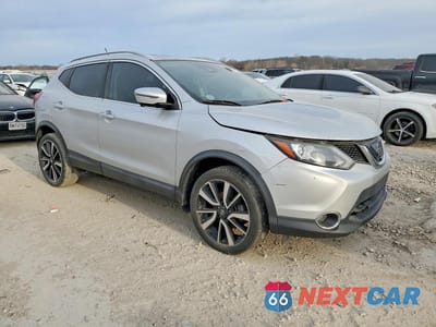 Czwarte zdjęcie samochodu z boku: 2017 NISSAN ROGUE SPORT SL VIN:JN1BJ1CP5HW022981 - miniatura