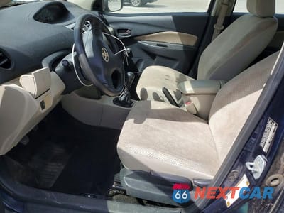 Zdjęcie 7 z 12 samochodu: 2007 TOYOTA YARIS BASE VIN:JTDBT923771127974 - miniatura