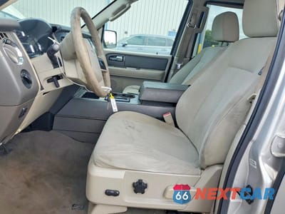 Zdjęcie 7 z 12 samochodu: 2007 FORD EXPEDITION EL XLT VIN:1FMFK15517LA18980 - miniatura