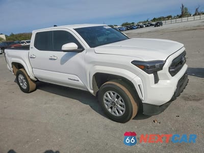 Czwarte zdjęcie samochodu z boku: 2024 TOYOTA TACOMA SR5 VIN:3TYKB5FN5RT009410 - miniatura