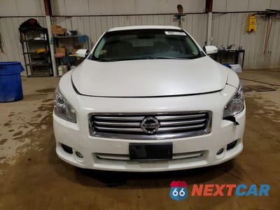 Piąte zdjęcie samochodu w środku: 2014 NISSAN MAXIMA 3.5 S VIN:1N4AA5AP9EC435508 - miniatura