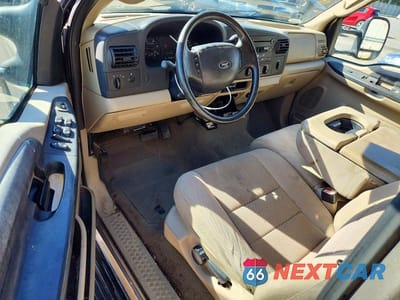 Zdjęcie 8 z 12 samochodu: 2005 FORD F250 SUPER DUTY VIN:1FTSW21P75EB25988 - miniatura