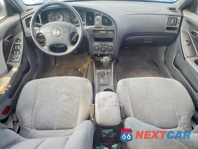Zdjęcie 8 z 12 samochodu: 2005 HYUNDAI ELANTRA GLS VIN:KMHDN46D75U996395 - miniatura