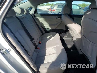 Zdjęcie 10 z 11 samochodu: 2016 HYUNDAI SONATA HYBRID SE VIN:KMHE24L12GA036641 - miniatura