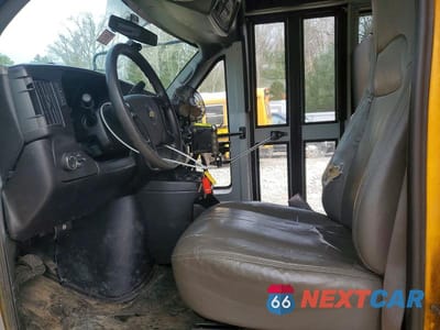 Piąte zdjęcie samochodu w środku: 2013 THOMAS MINOTOUR G3500 - SCHOOL BUS VIN:1GB3G3BG3D1150659 - miniatura