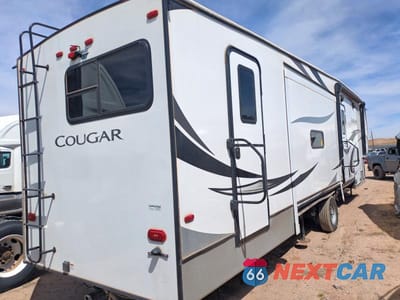Czwarte zdjęcie samochodu z boku: 2021 KEYSTONE COUGAR VIN:4YDF35726M2513251 - miniatura