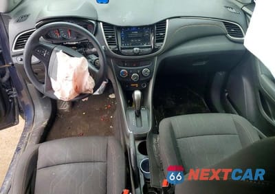 Zdjęcie 8 z 12 samochodu: 2018 CHEVROLET TRAX 1LT VIN:3GNCJLSB9JL288560 - miniatura