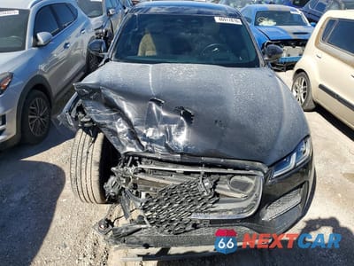 Piąte zdjęcie samochodu w środku: 2023 JAGUAR F-PACE S VIN:SADCJ2EX0PA707104 - miniatura