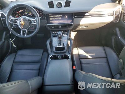 Zdjęcie 8 z 13 samochodu: 2022 PORSCHE CAYENNE E HYBRID COUPE VIN:WP1BE2AY8NDA51058 - miniatura