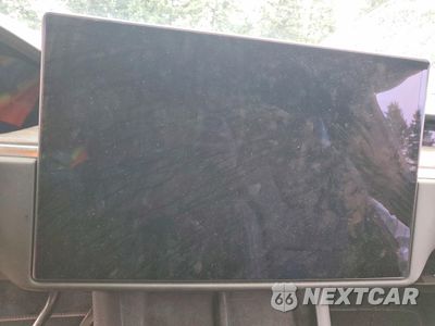 Zdjęcie 9 z 12 samochodu: 2022 TESLA MODEL X VIN:7SAXCDE58NF337576 - miniatura