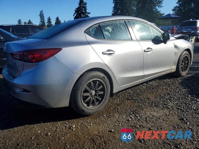 Trzecie zdjęcie samochodu z tyłu: 2016 MAZDA 3 SPORT VIN:JM1BM1T75G1318485 - miniatura