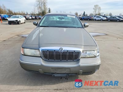 Piąte zdjęcie samochodu w środku: 2001 MERCURY GRAND MARQUIS LS VIN:2MEFM75W61X676233 - miniatura